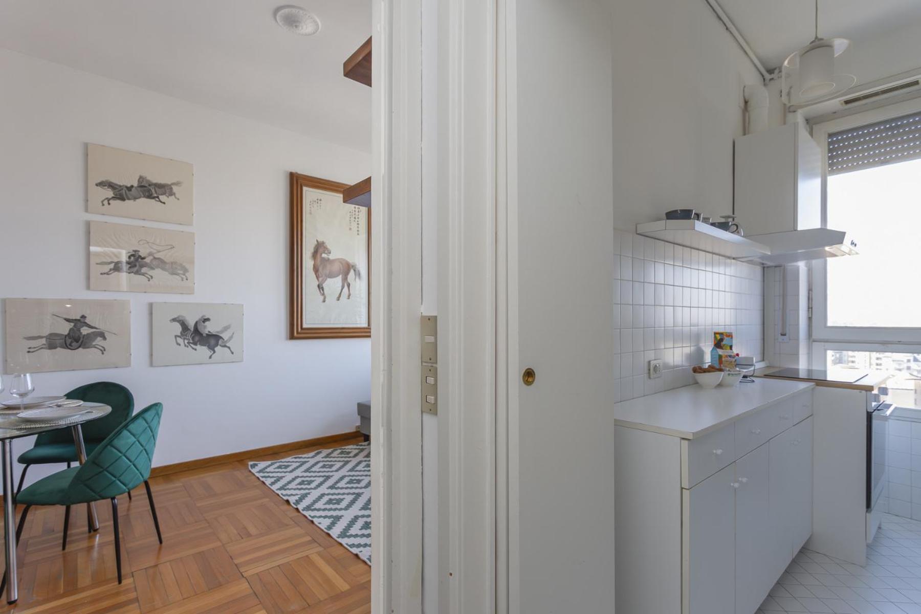 Skyline View Biancamano 1 Bdr With Balcony By Rentopolis Milano Eksteriør bilde