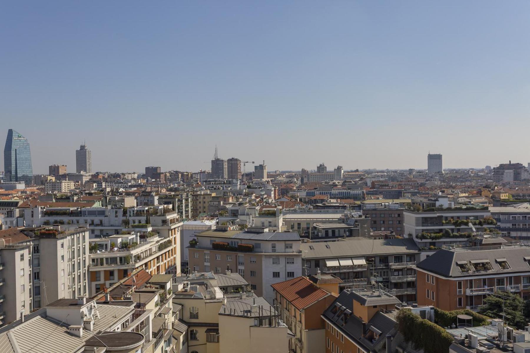 Skyline View Biancamano 1 Bdr With Balcony By Rentopolis Milano Eksteriør bilde