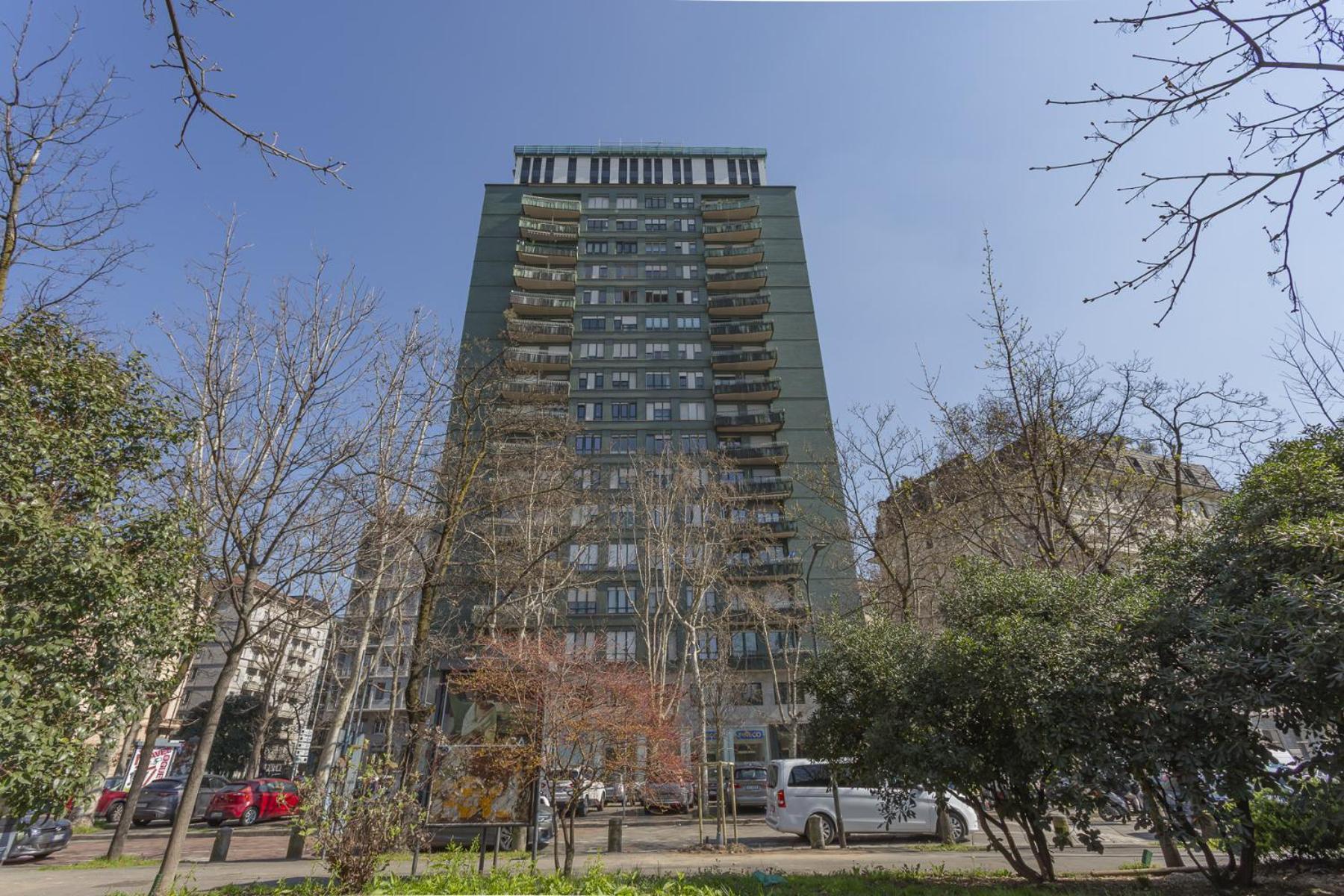 Skyline View Biancamano 1 Bdr With Balcony By Rentopolis Milano Eksteriør bilde