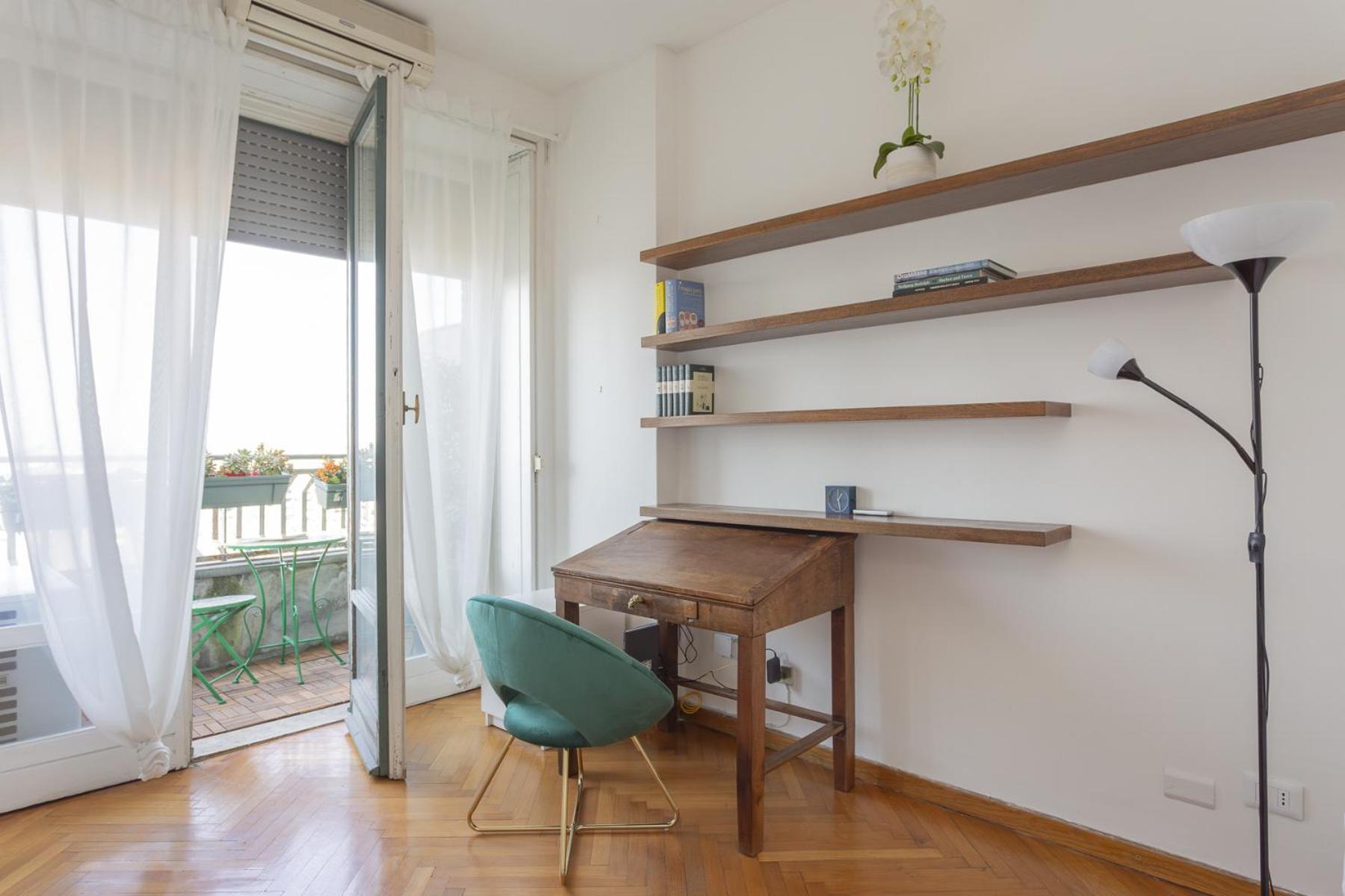 Skyline View Biancamano 1 Bdr With Balcony By Rentopolis Milano Eksteriør bilde